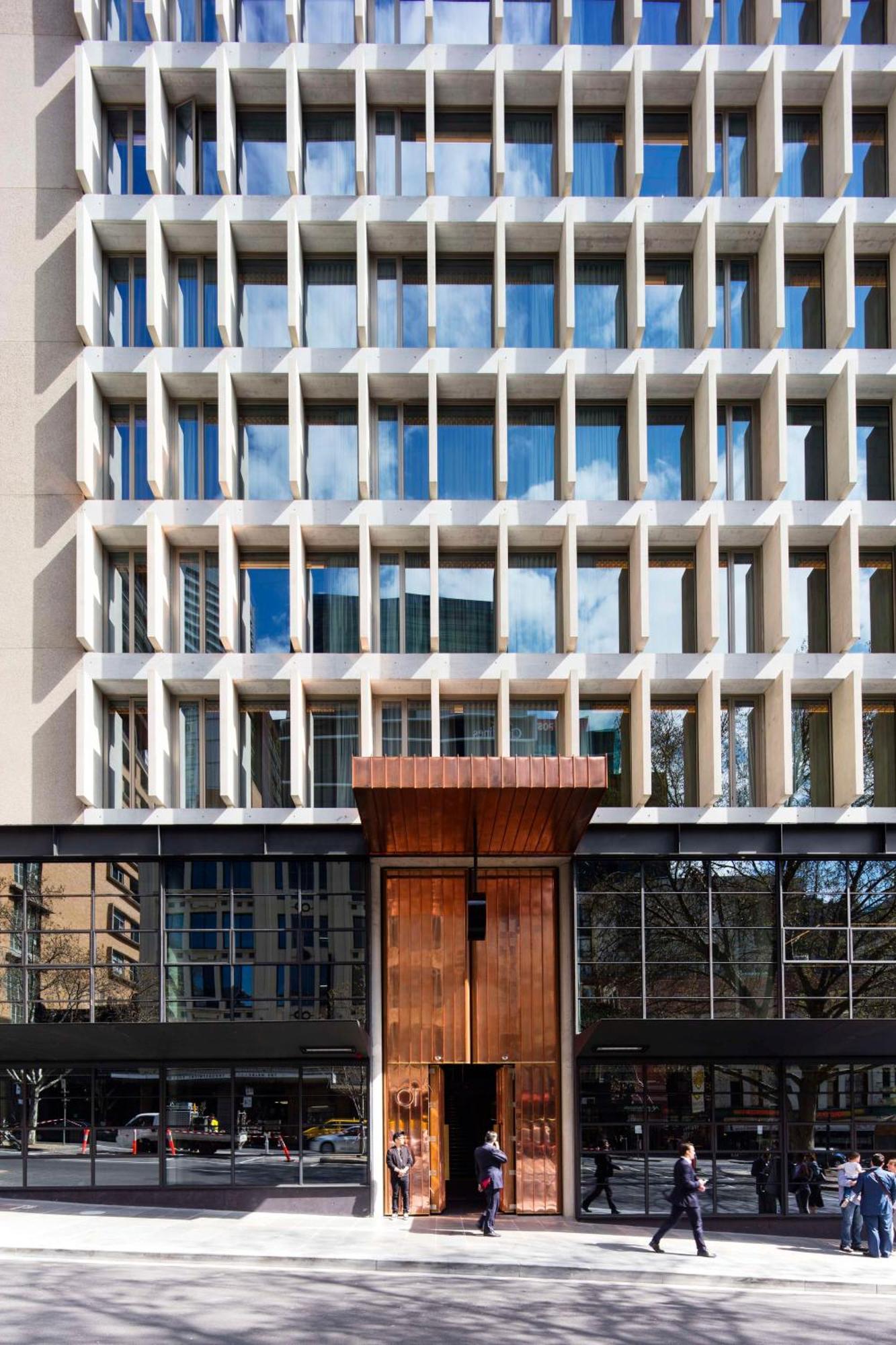 Qt Melbourne Hotel Eksteriør billede The main entrance to the new building