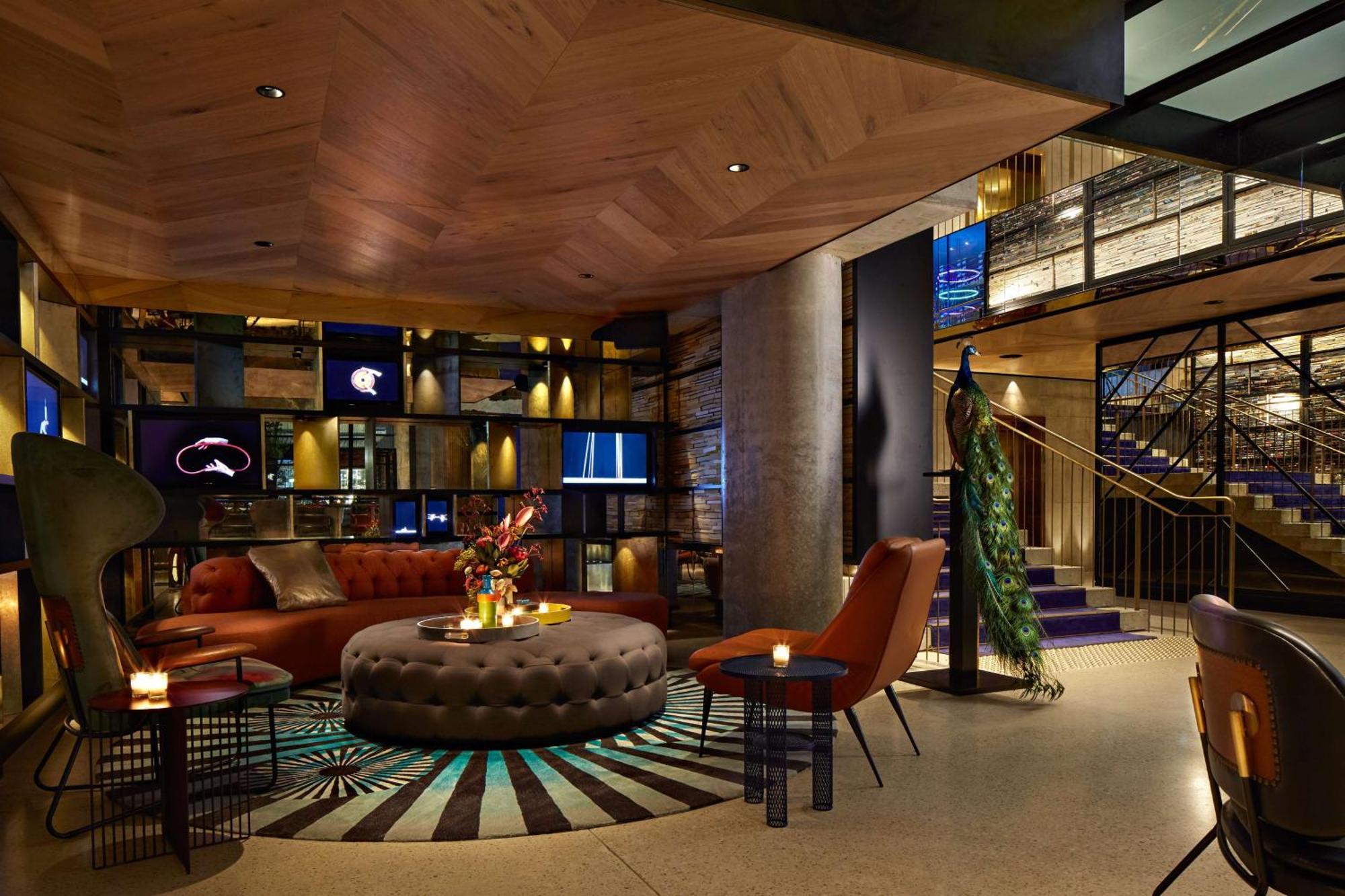 Qt Melbourne Hotel Eksteriør billede The lobby of the hotel